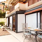 Maison De Charme With Private Jacuzzi Таормина