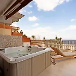 Maison De Charme With Private Jacuzzi Таормина