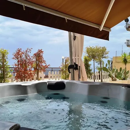 Apartment Maison De Charme With Private Jacuzzi